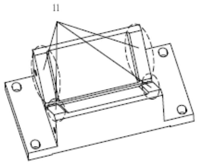 Prism assembly and assembling method thereof