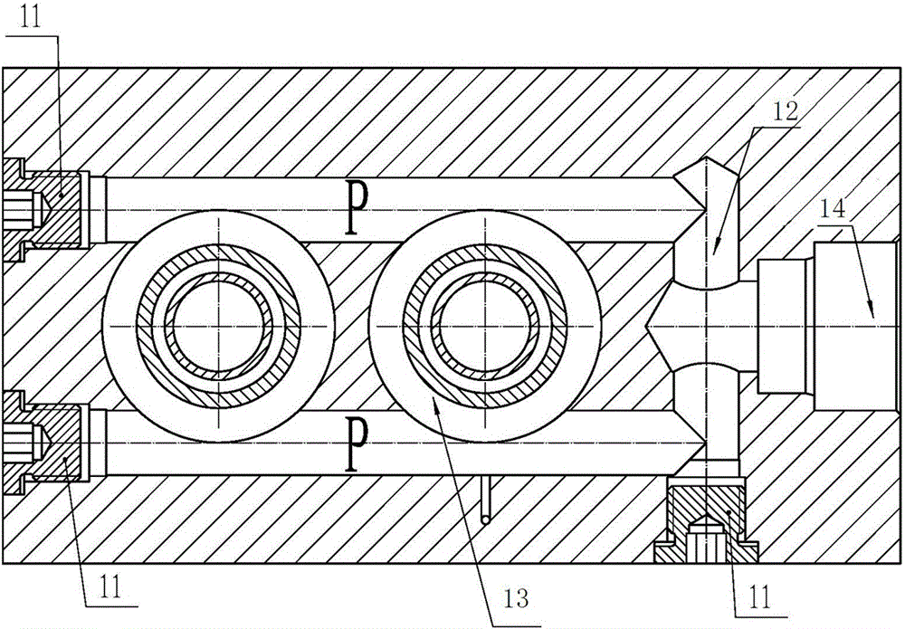 A dual-channel thousand-liter high-flow reversing valve