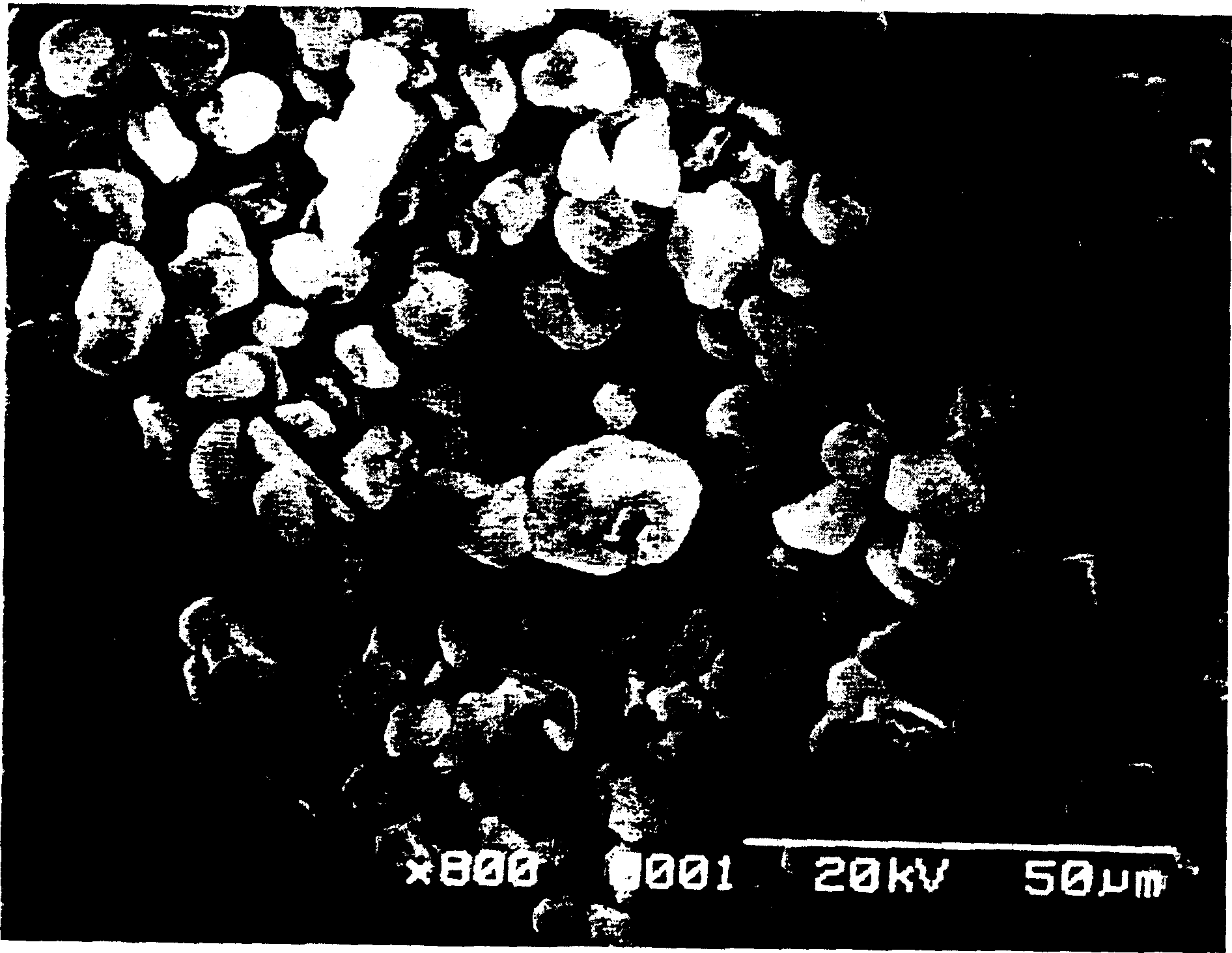 Toner with positive electricity for electronic photographing and its mfg. method