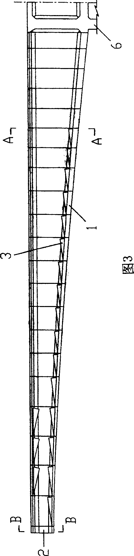 Built-in oblique leg rigid-frame prestress concrete variable cross-section box girder bridge and construction method thereof