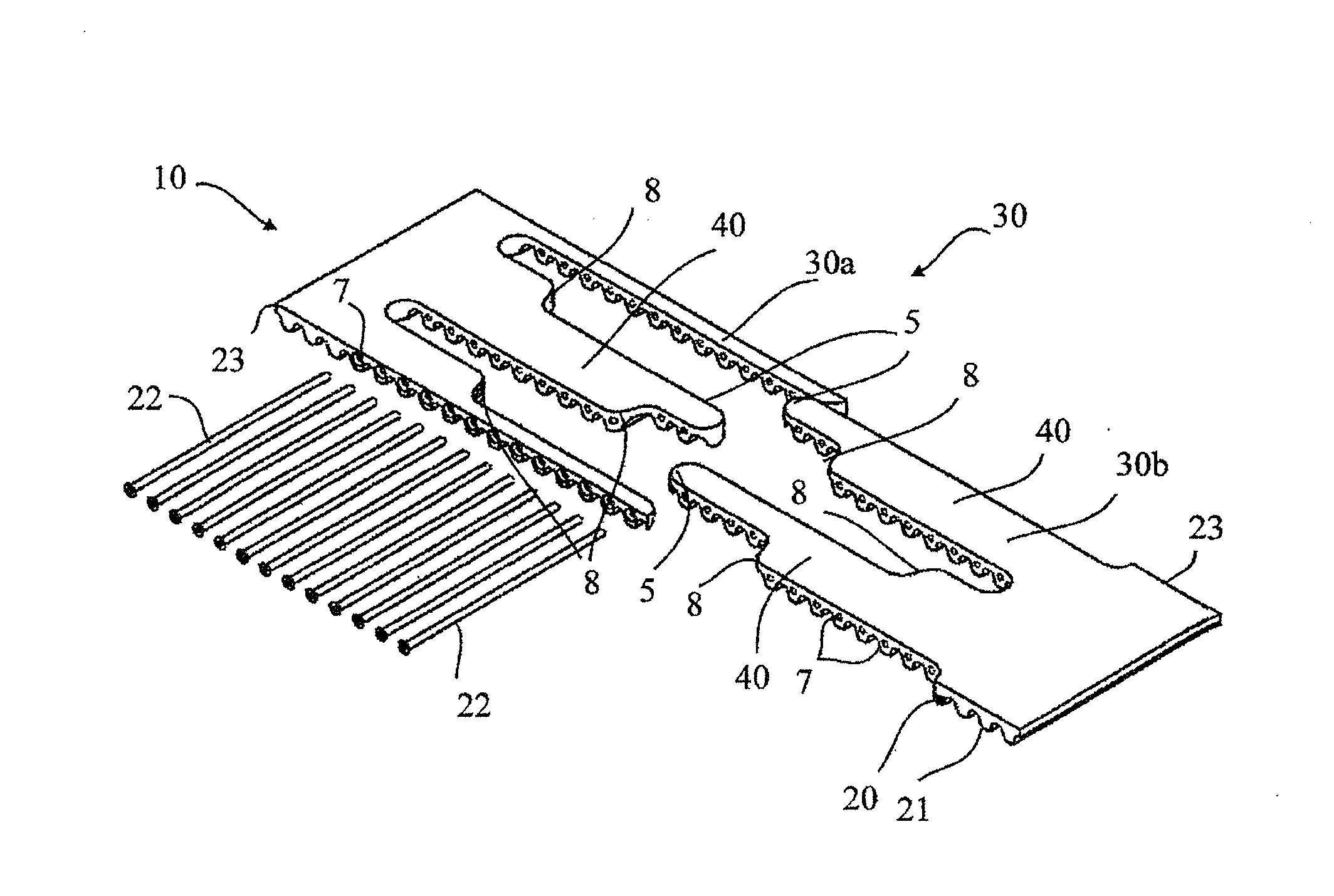 Looped material band provided with a splice