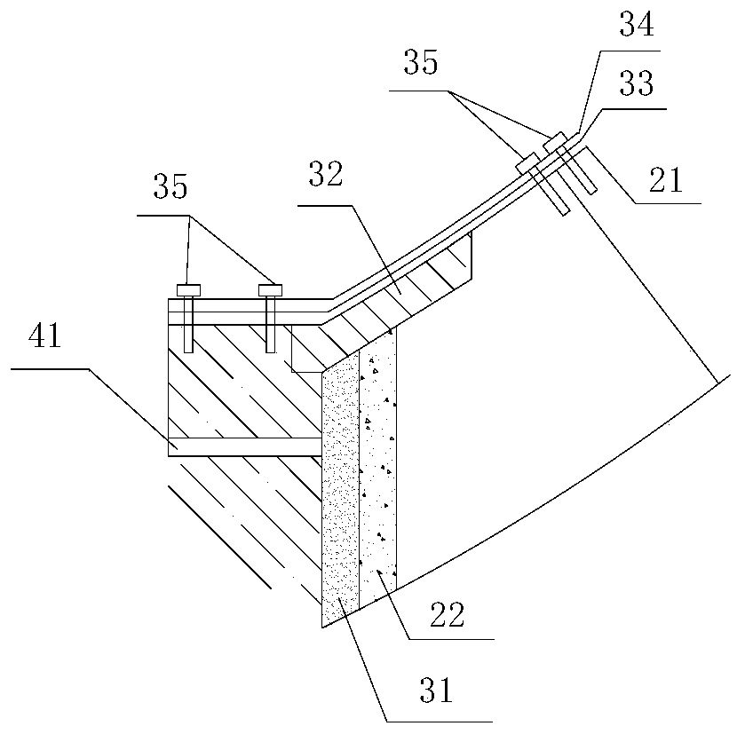 Assembled communication channel structure and its construction method