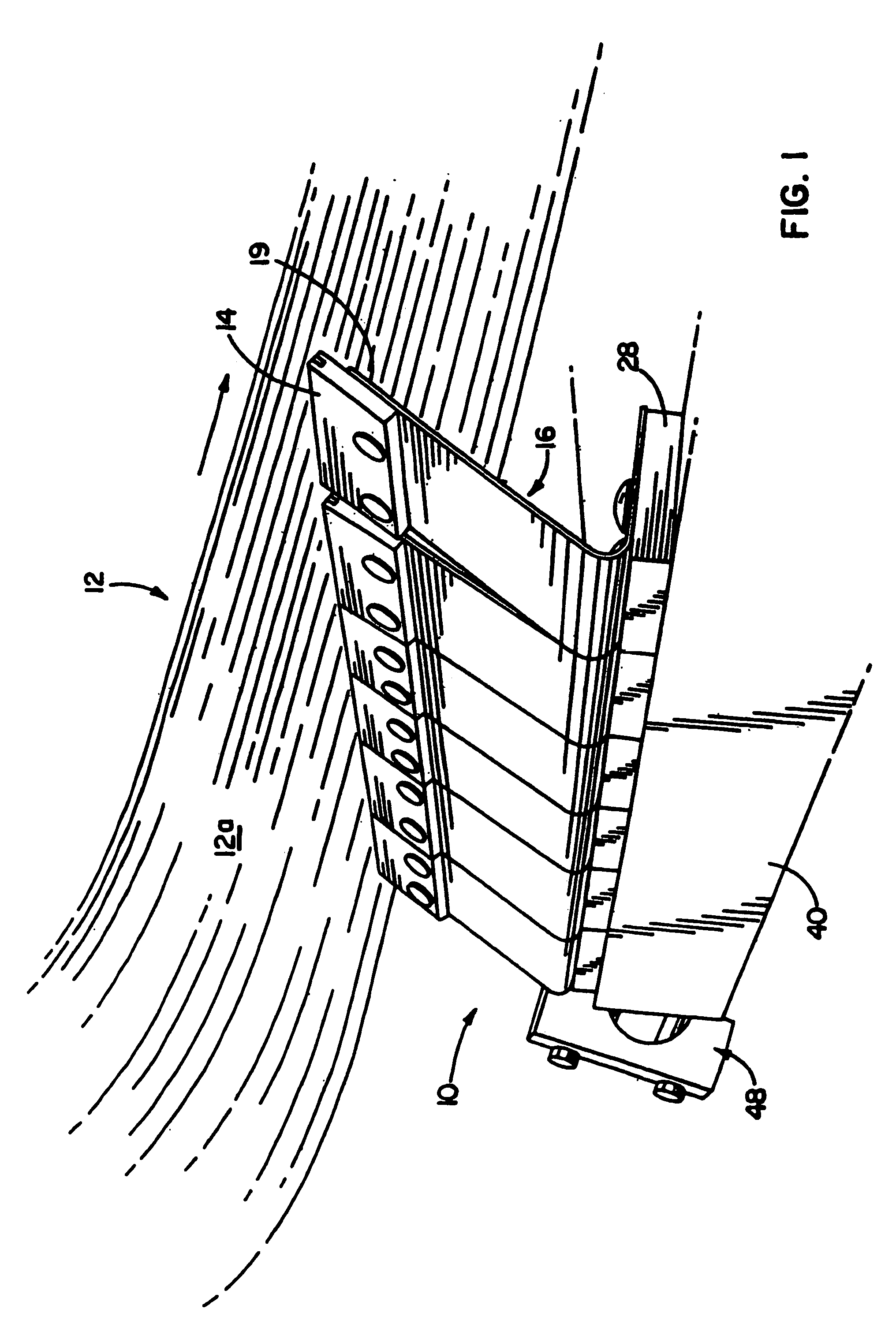 Conveyor belt cleaning system