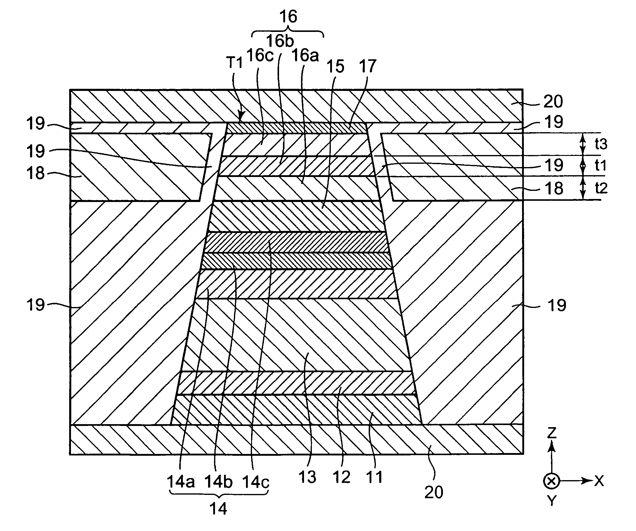 Magnetic detectible head comprising free layer