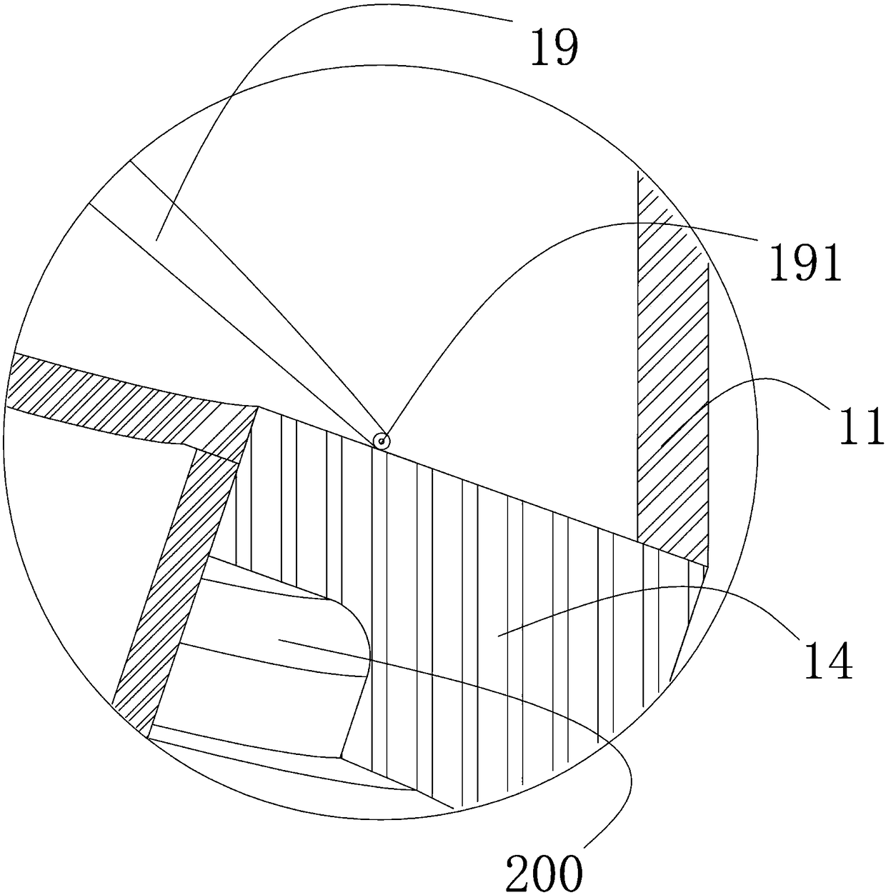 Novel continuous charging device used for single crystal furnace