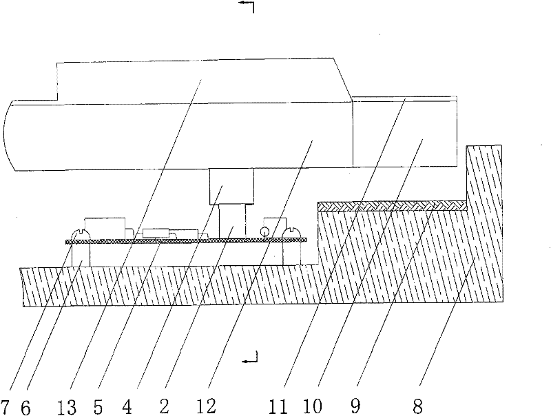 Photoelectronic device for touch response of musical instrument