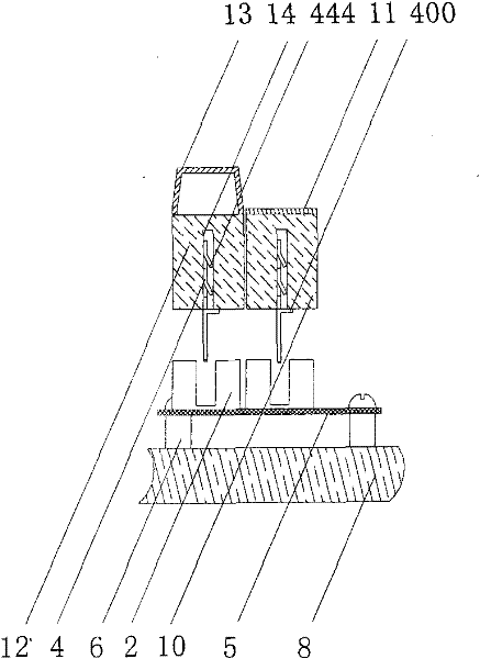 Photoelectronic device for touch response of musical instrument