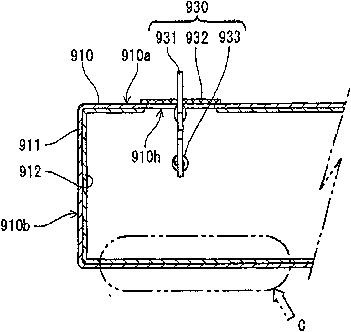 Fluorescent lamp having bulb whose end portion to which stem mount is welded, and a lighting apparatus having the fluorescent lamp