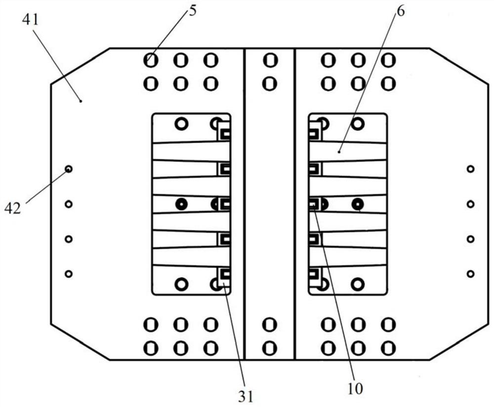 Double-cantilever steel damping device