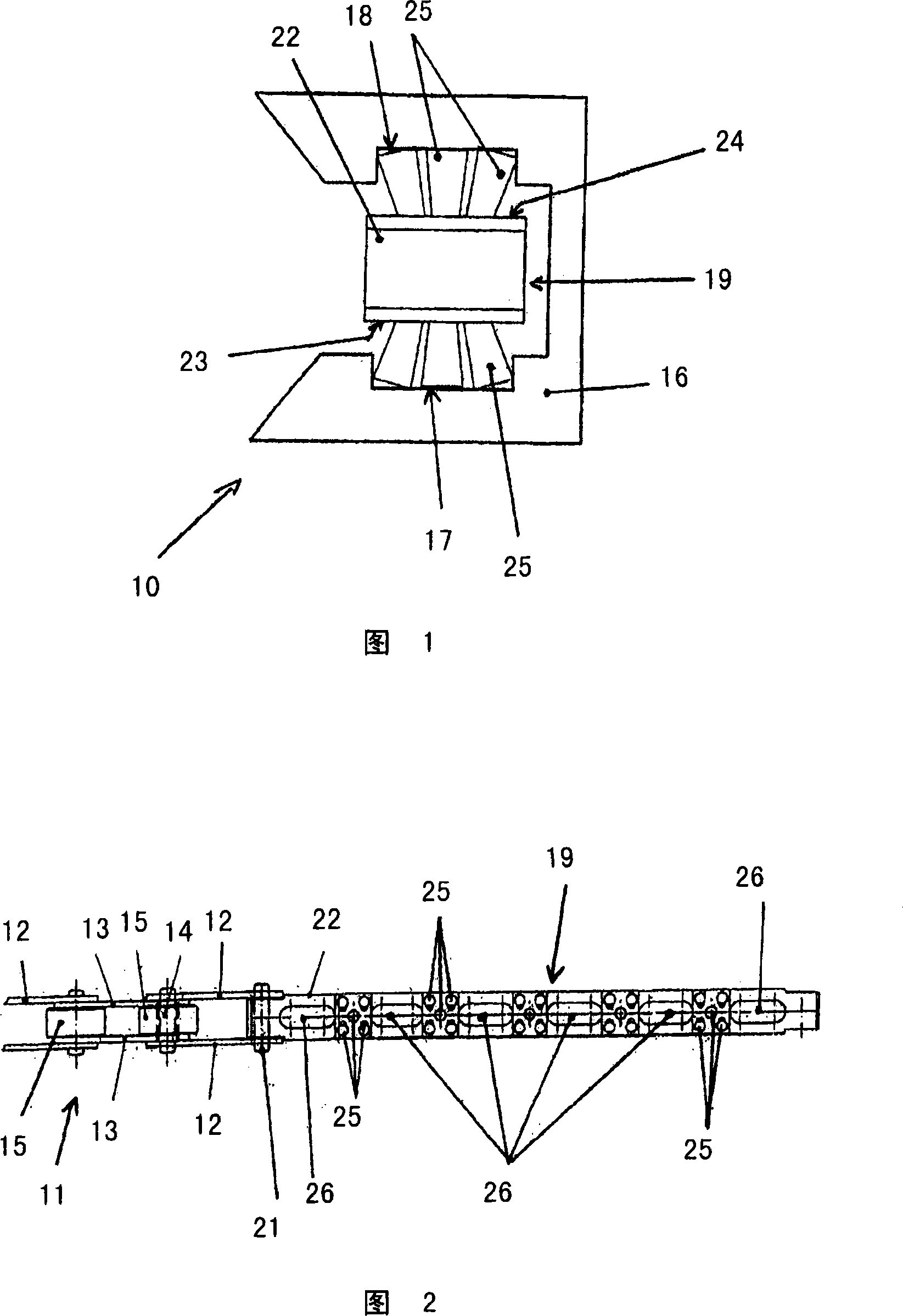 Apparatus and method for cleaning a webbing-up device in a printing press