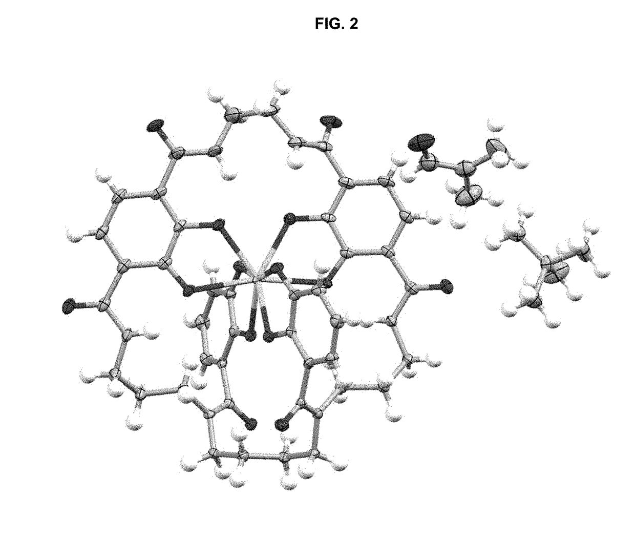 Macrocyclic ligands with pendant chelating moieties and complexes thereof