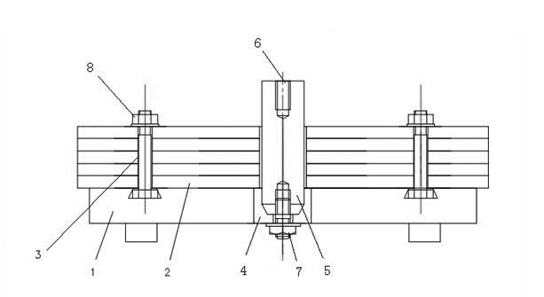 Inner and outer circle finish turning positioning device and method of circular saw web