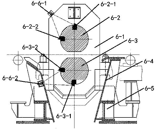 Device and method for preventing head and tail cutting amounts of flying shear from being excessively large