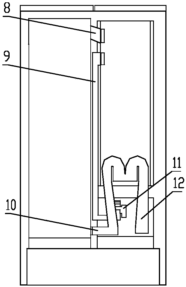 Refrigerator with freezing chamber, refrigerating chamber and temperature changing chamber