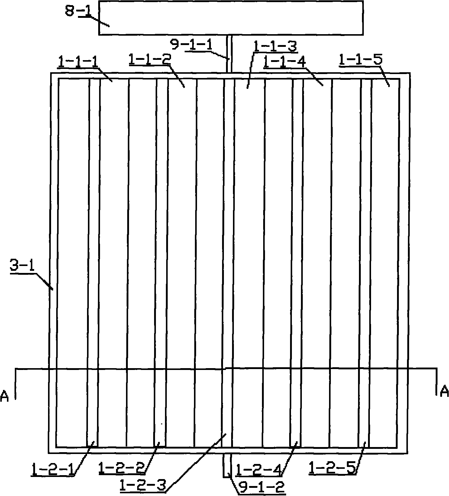 Parabolic cylindrical surface light concentration hollow concave closed cavity light collection solar water heater