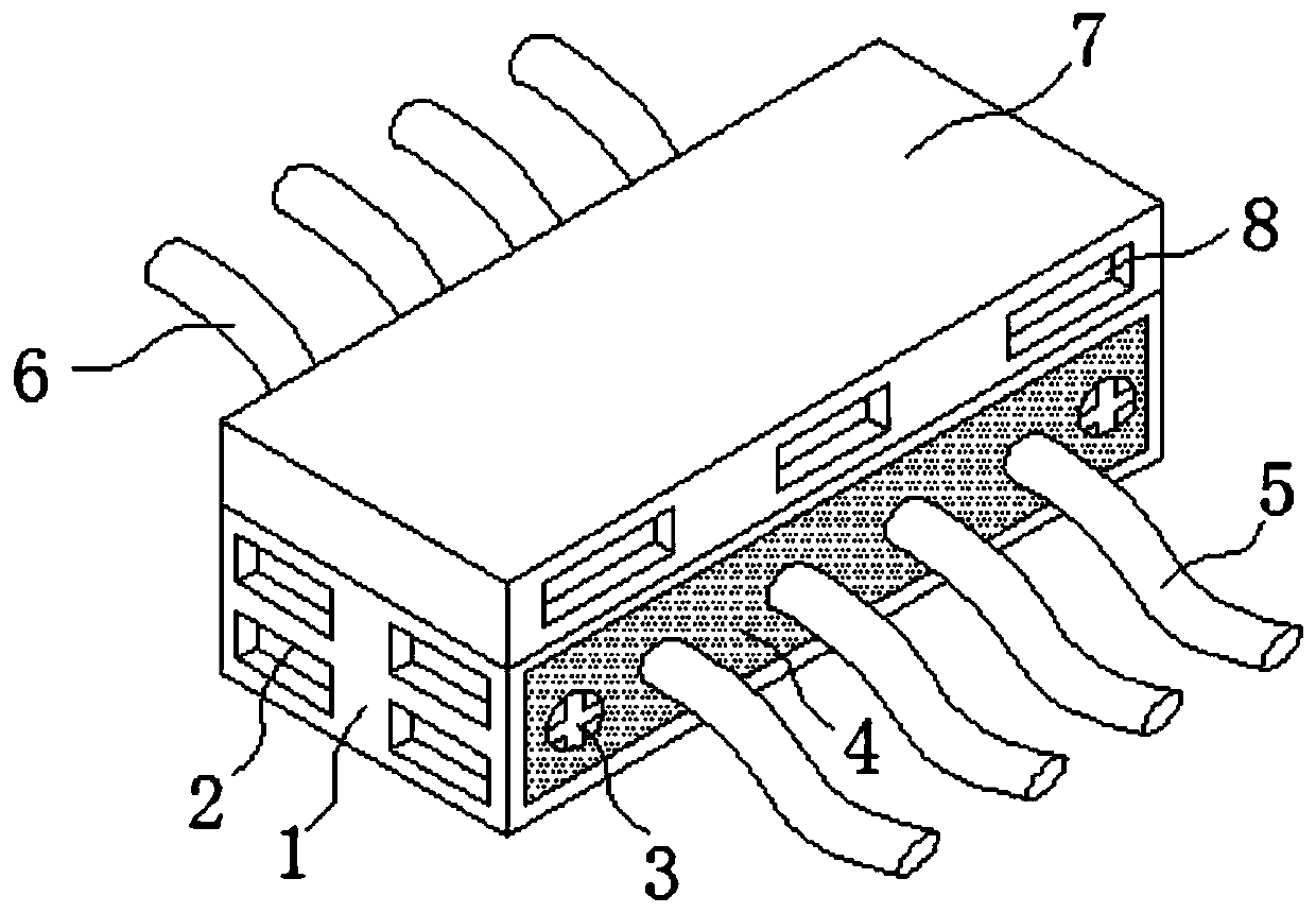 A fixing structure of an insulated wire and an assembly method thereof