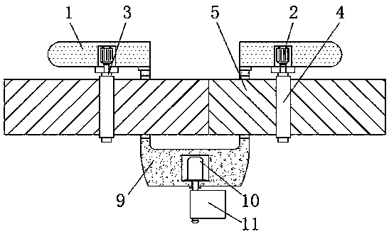 Cleaning device convenient for collecting water surface waste