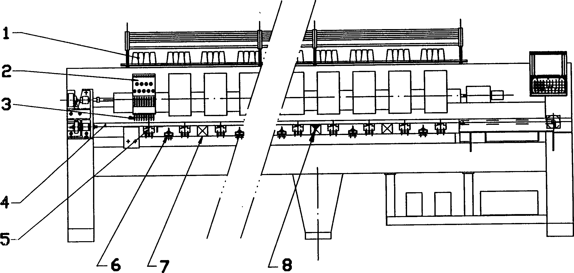 Automatic lubrication system for shaft of rotating shuttle in many-headed computer embroidery machine