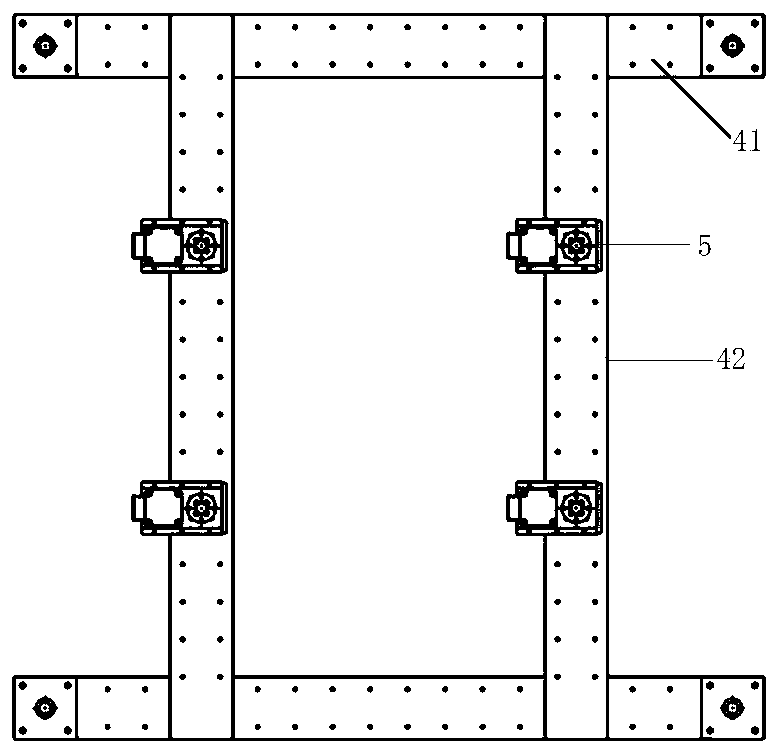 A device for verifying the airtightness of a power battery