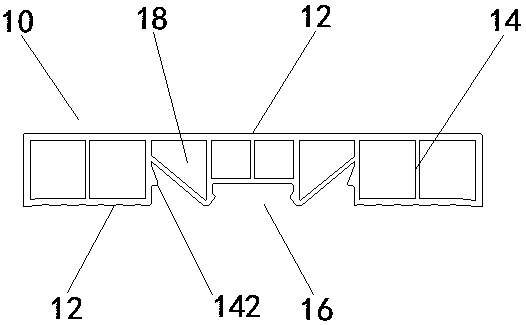 Moldings, closures and molding components