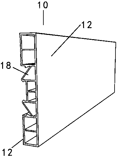 Moldings, closures and molding components