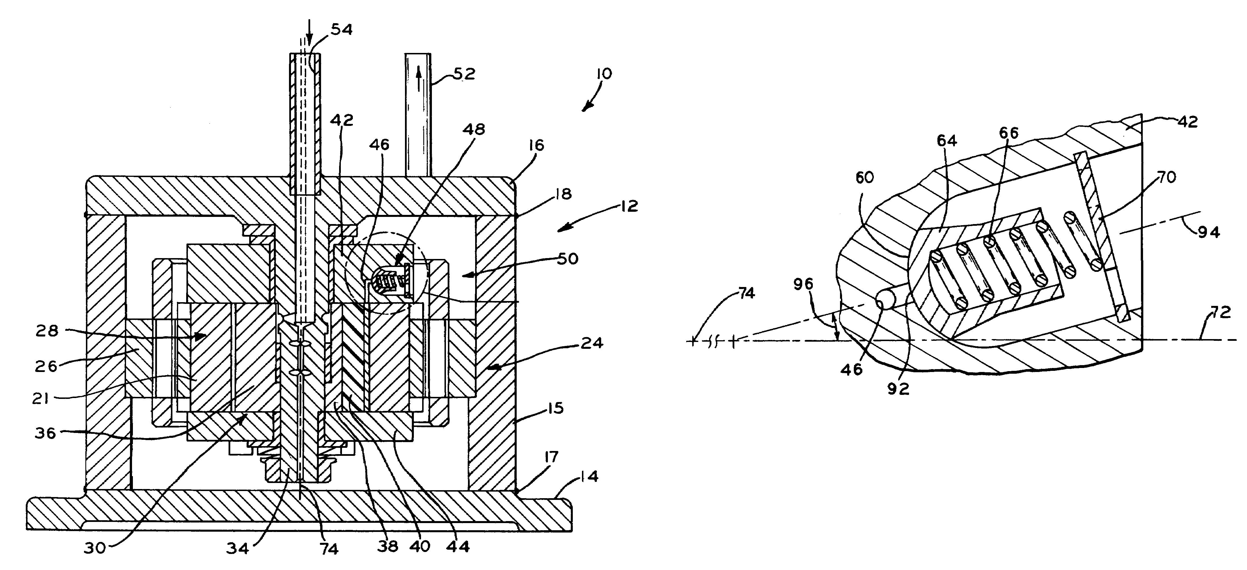 Rotary compressor having a discharge valve