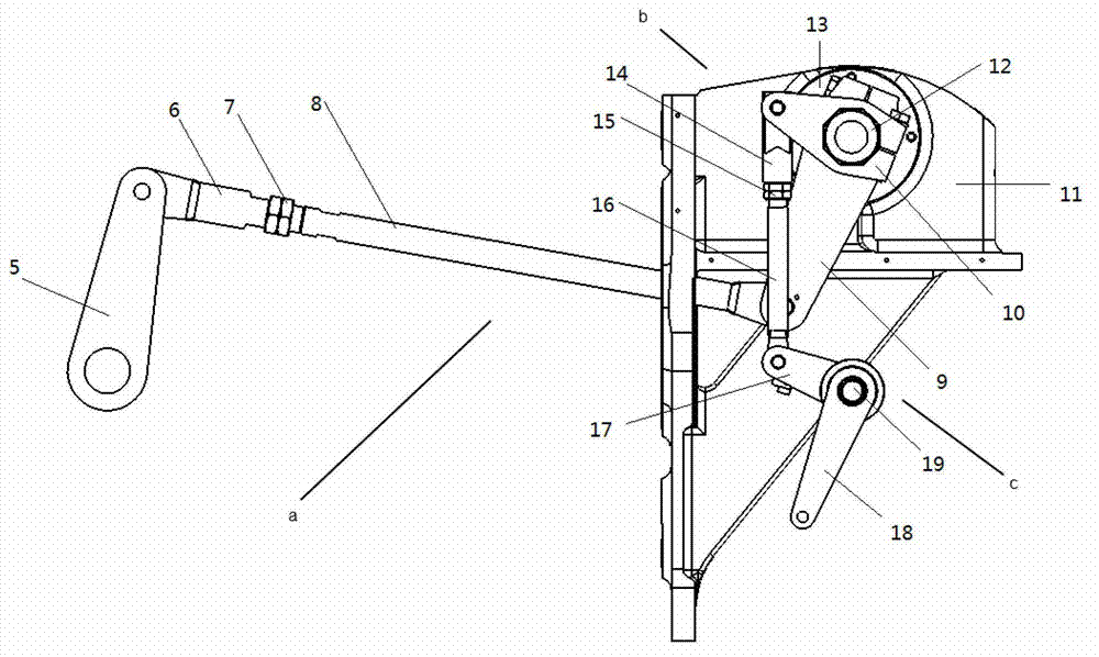 Three-phase mechanical link connecting mechanism of breaker