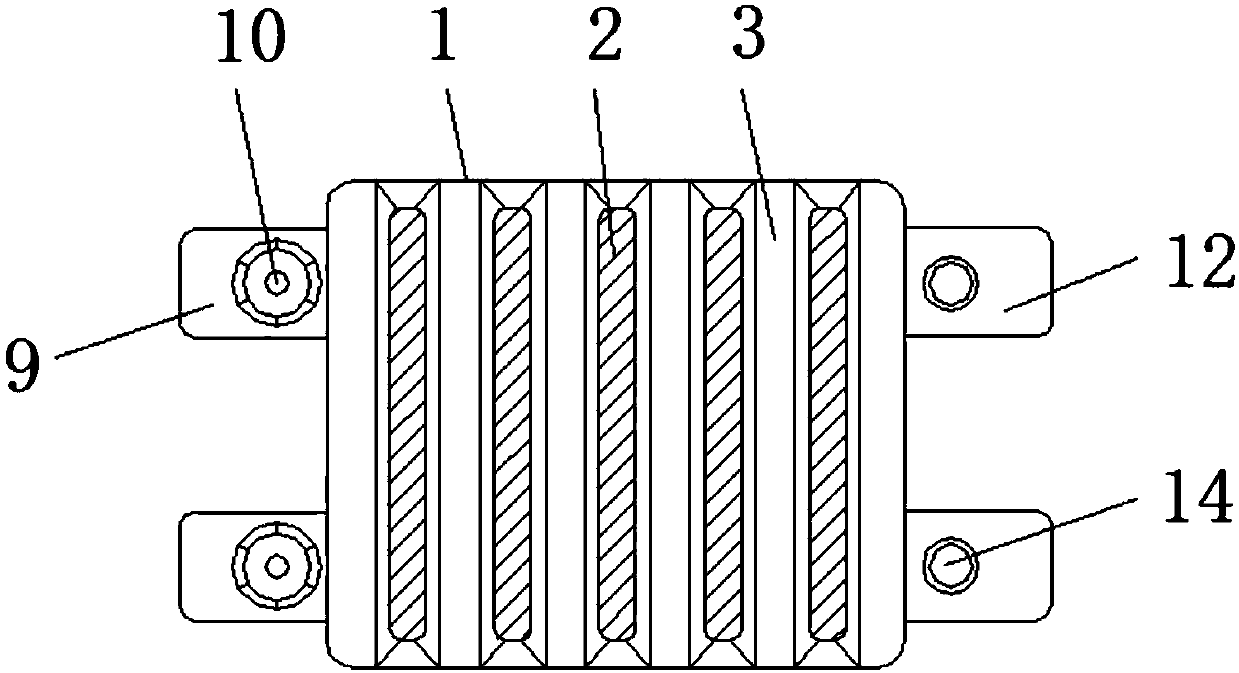 High-connection-strength plastic-wood floor