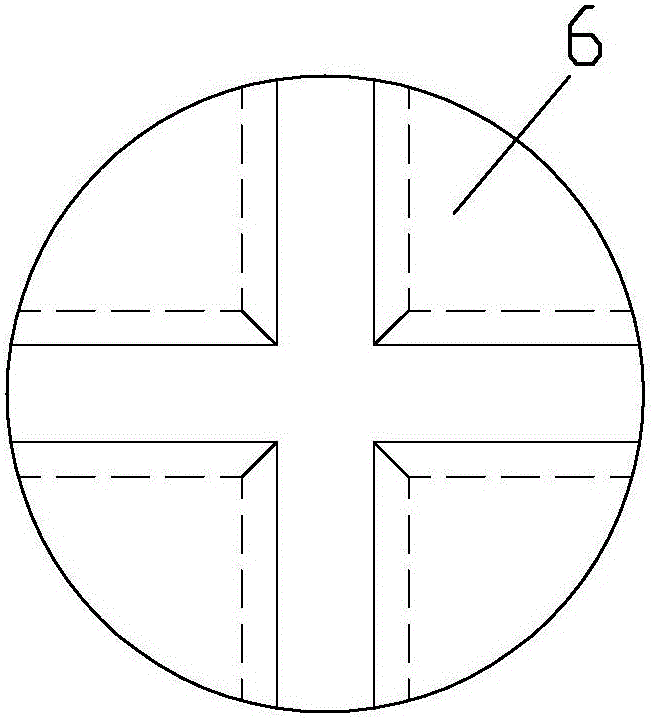 Self-cleaning pressure regulator