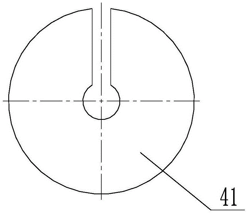 Following mechanism used during spiral welding pipe cutting and operation method of mechanism