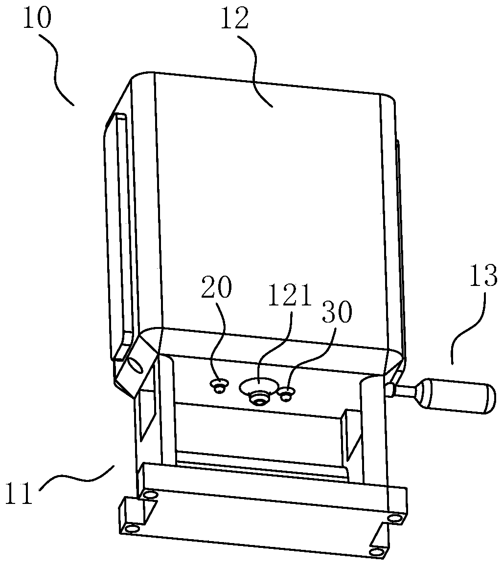 Livestock feed casting device and livestock feed casting method