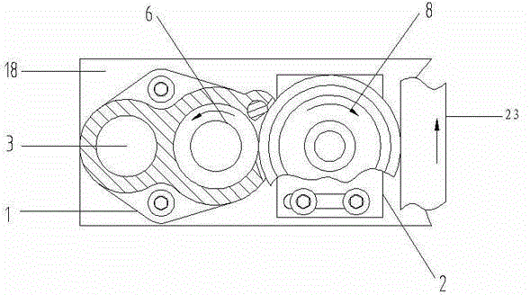 A glue coating device with uniform glue supply