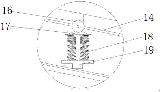 Material smashing machine