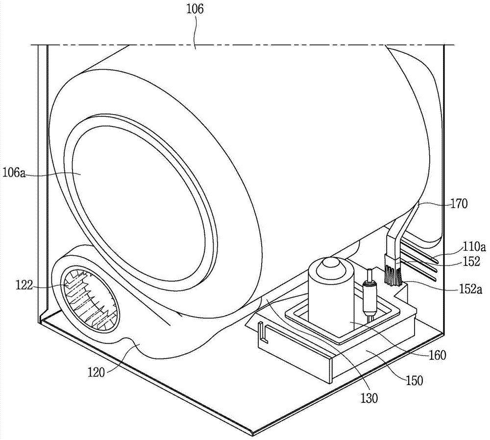 Dryer with heat pump