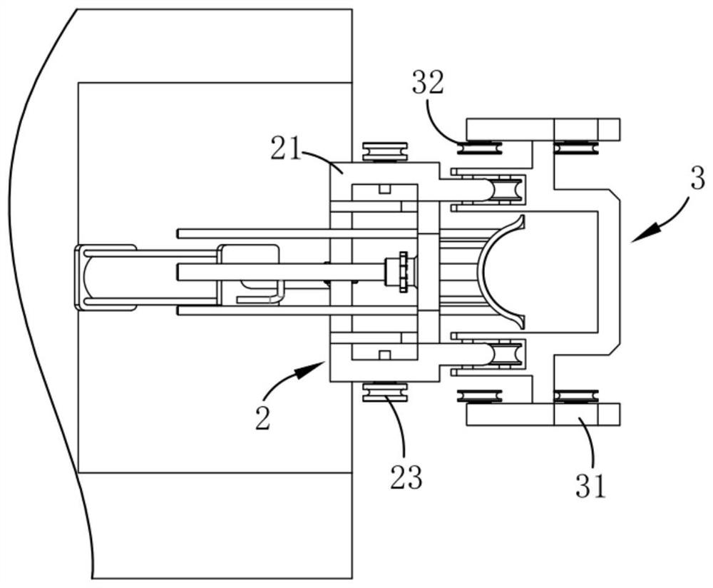 A multi-section cement pole automatic assembly and installation device