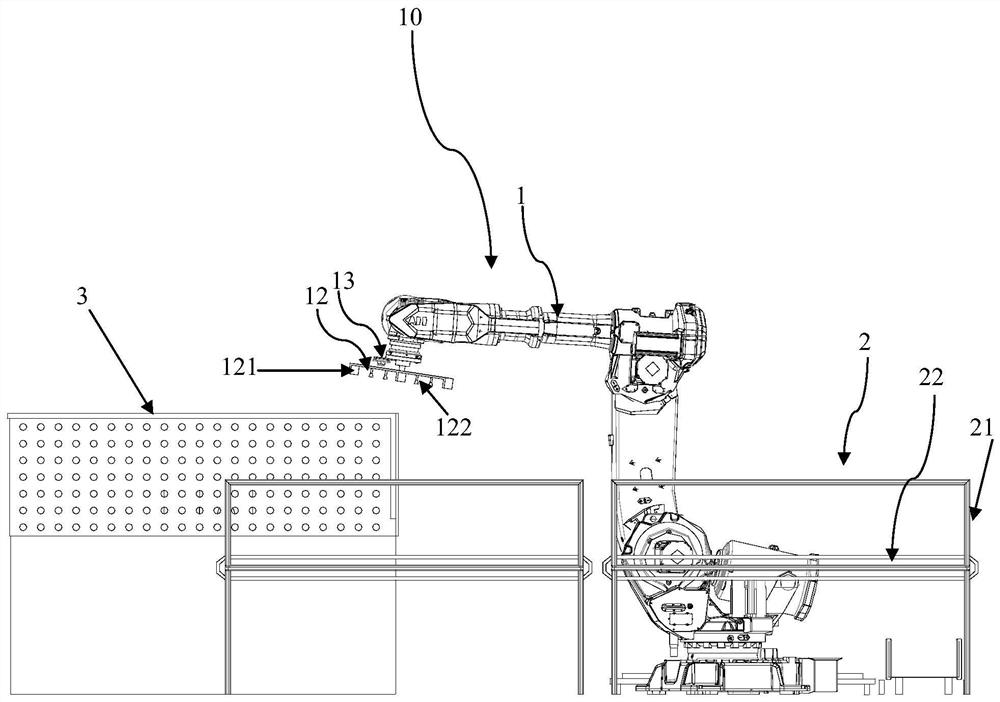 Detecting, bending and feeding device and method for two-device assembly