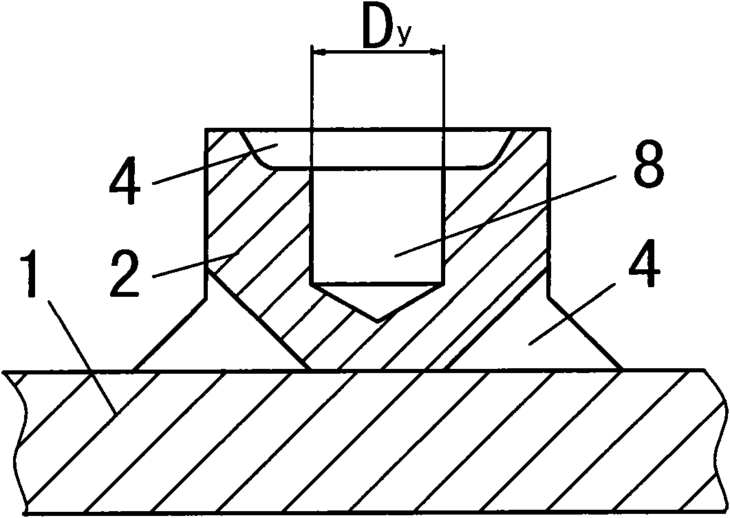 Method and structure for welding sampling tube penetrating into medium container