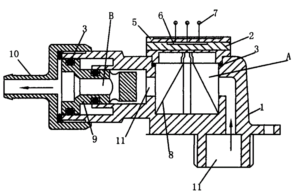 Semiconductor or luminous energy rapid heating type electric water heater provided with water flow sensor