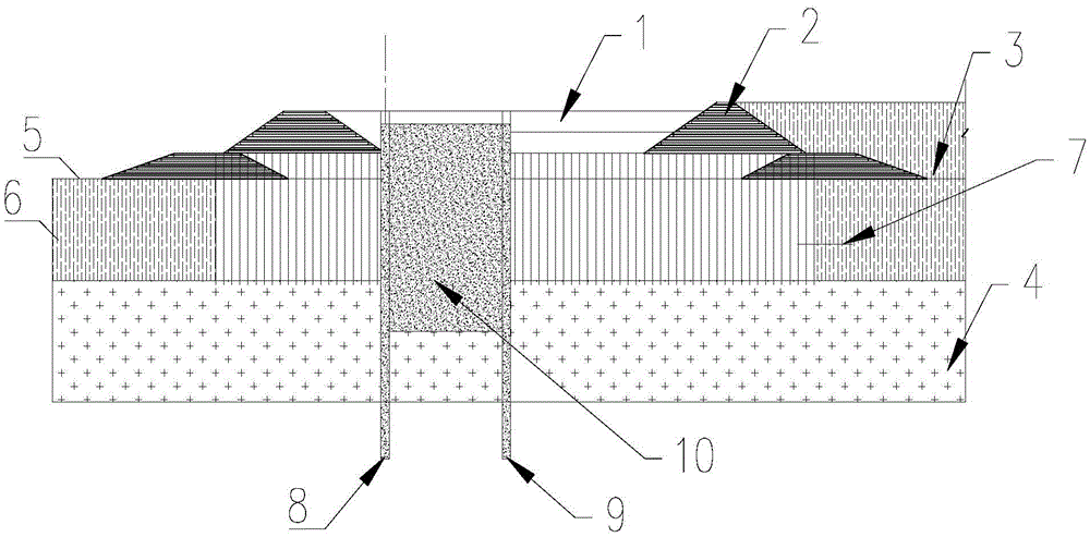 Wharf structure suitable for silt coast and construction method of wharf structure