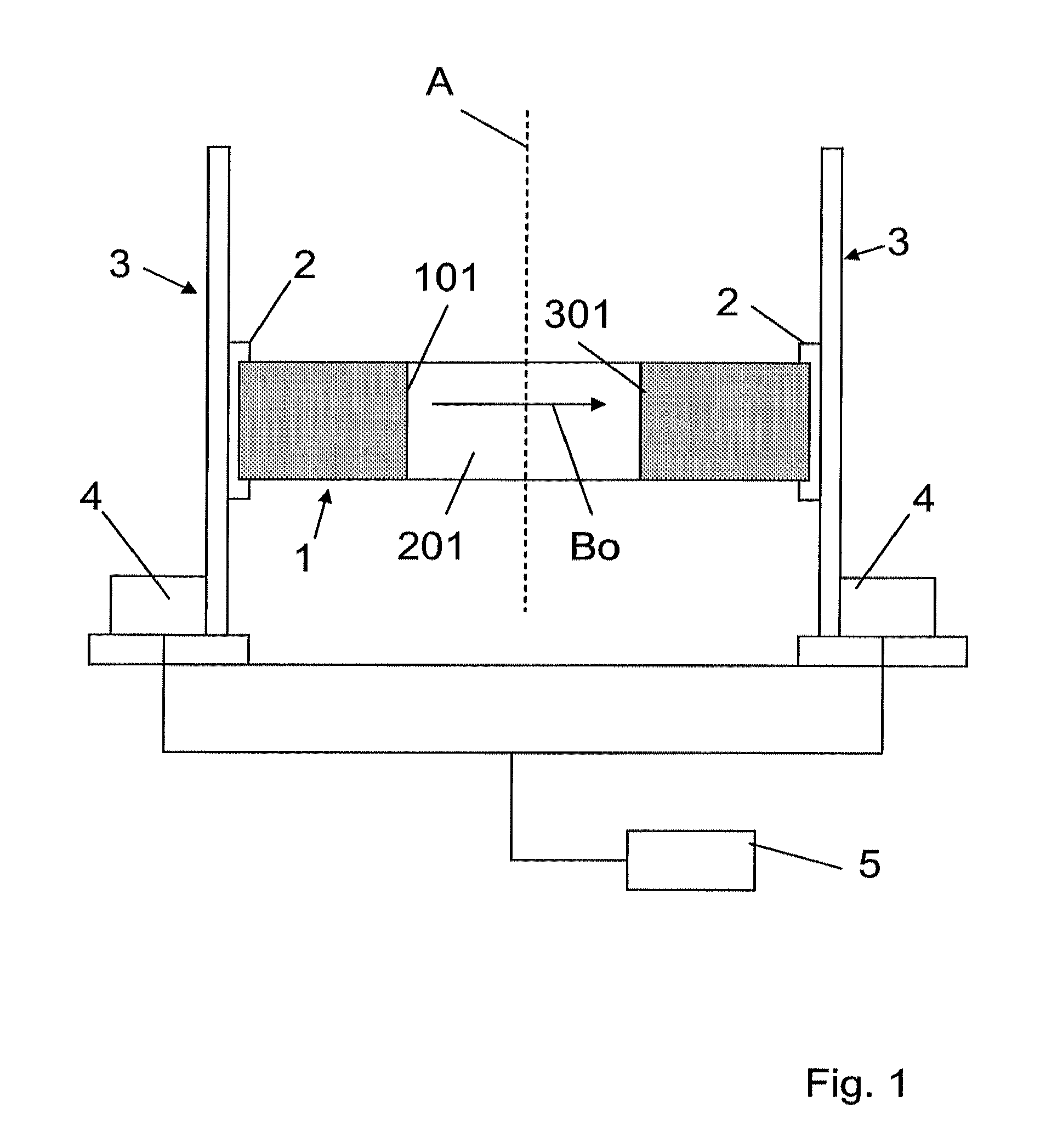 Apparatus for magnetic resonance imaging of patients with limbs, particularly lower limbs, under natural stress