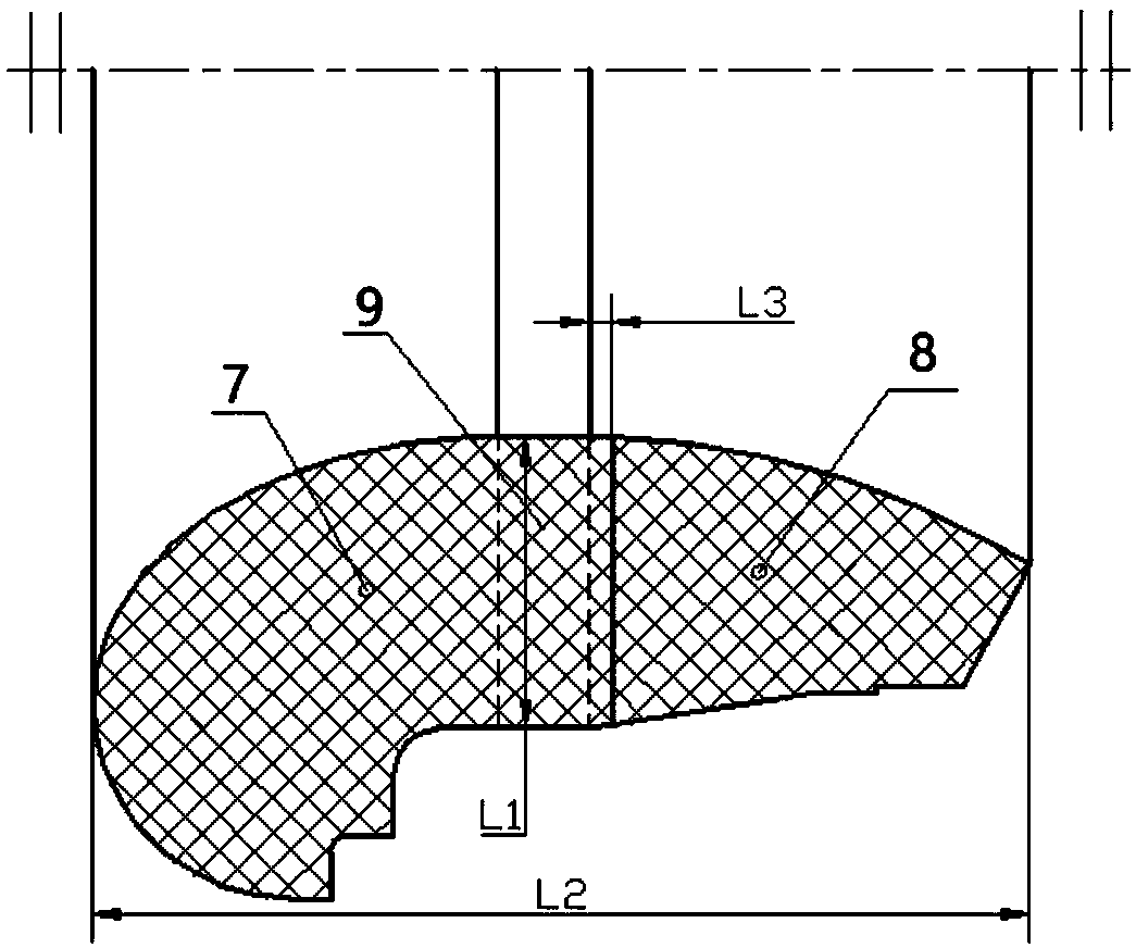 Nozzle with non-weft cloth punched throat liner