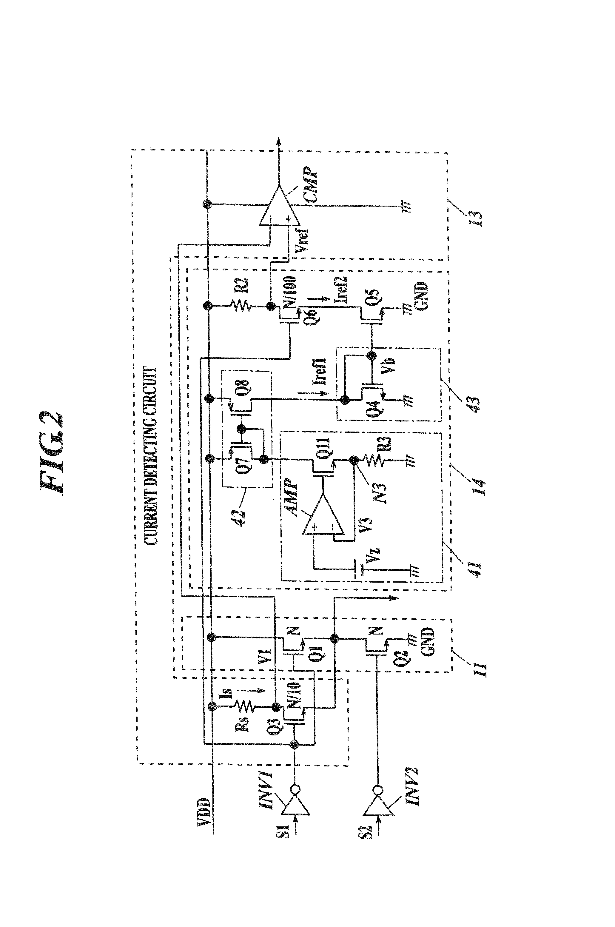 Output current detecting circuit and transmission circuit