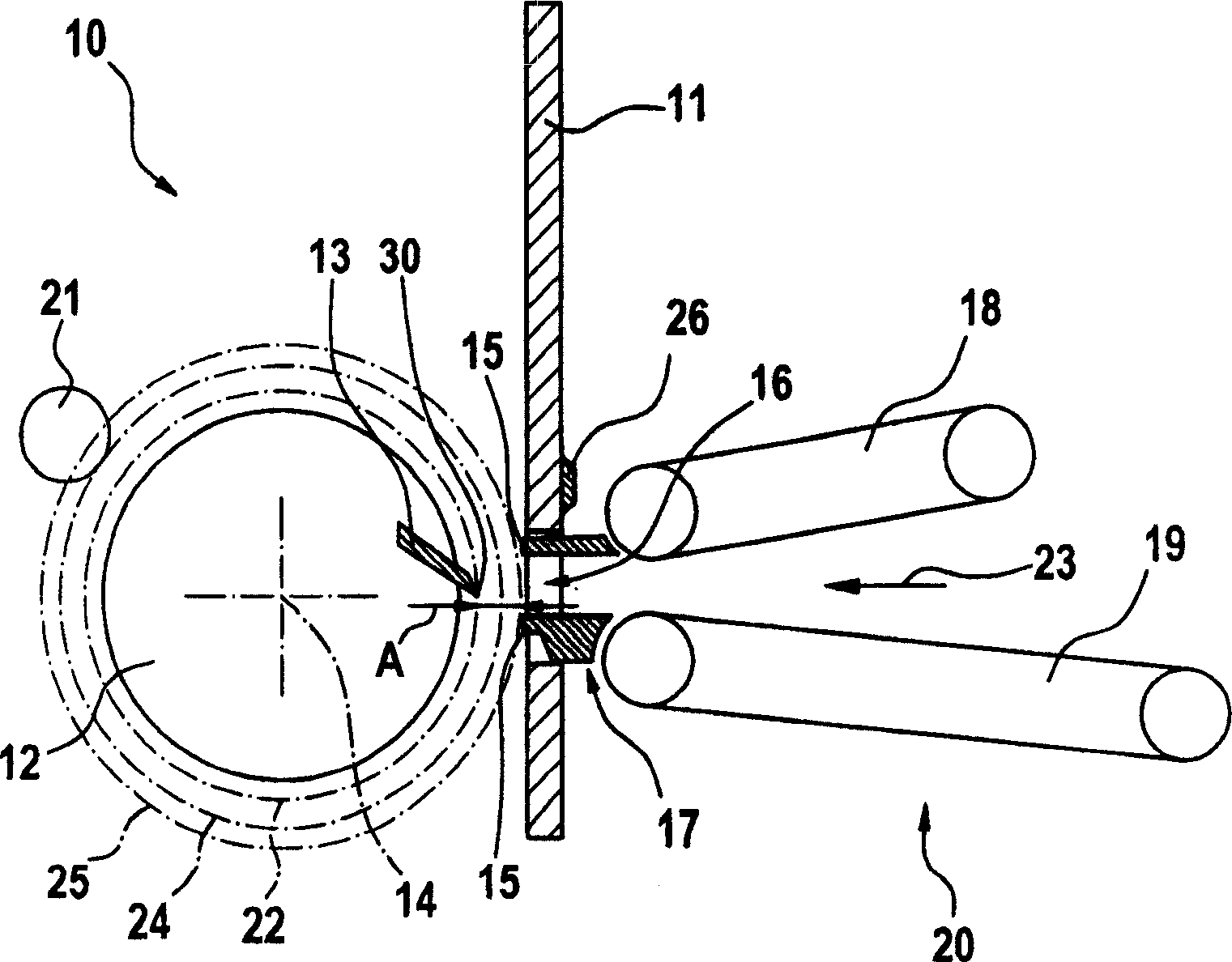 Device and method for cutting tobacco from a tobacco bale