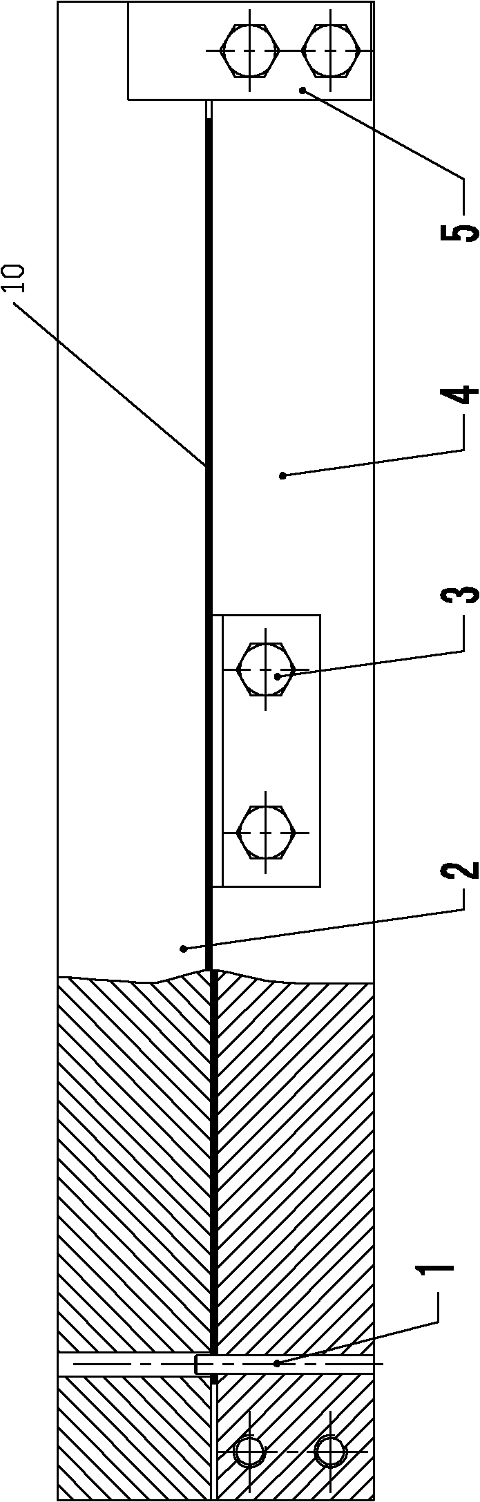 Multi-row joist type large-bushing baseplate molding method and mould