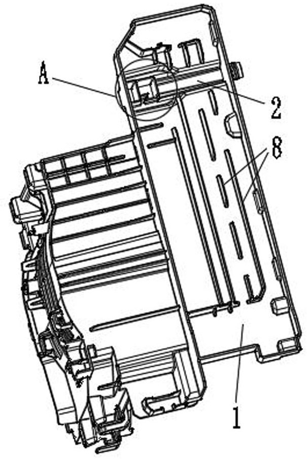 A water receiving tray and dehumidifier that prevent accumulated water from flowing out when the water tank is removed