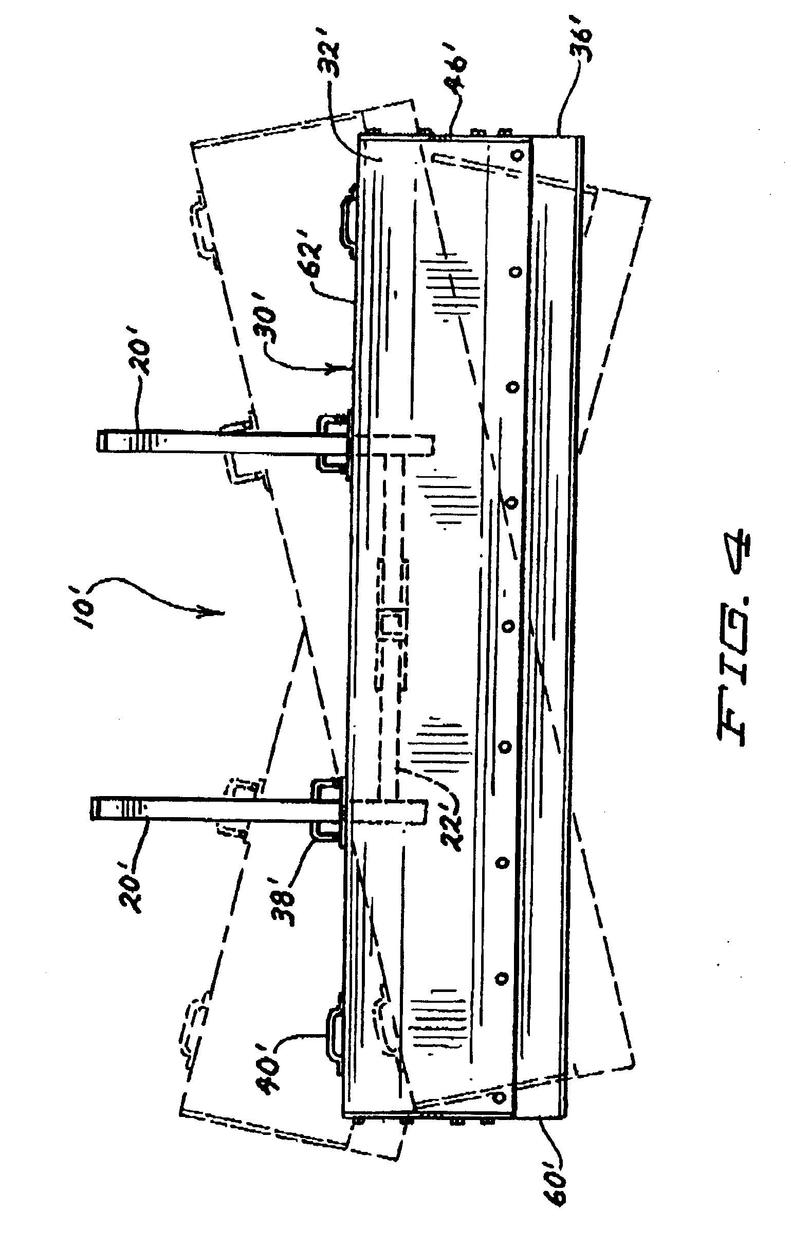 Snow plow having catch structure