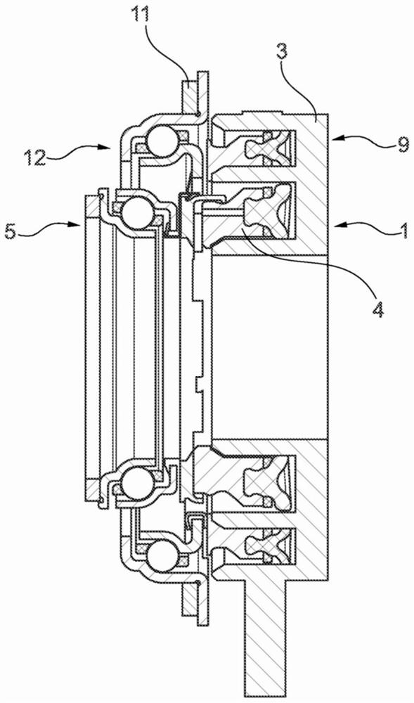 Slave cylinder with height adjustable piston and clutch with slave cylinder