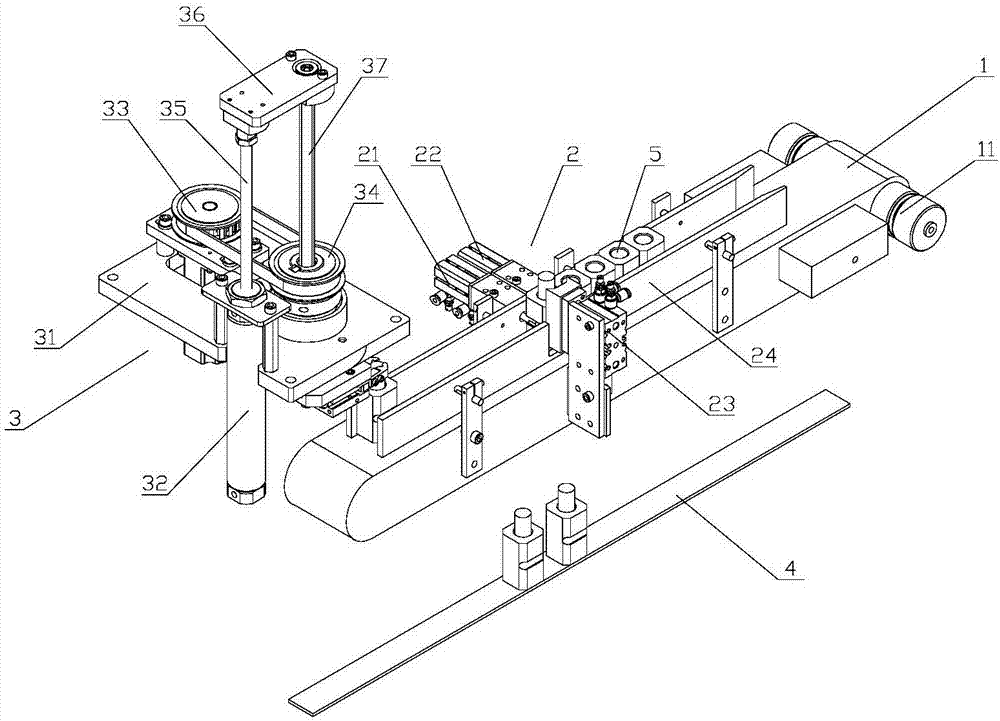 Workpiece assembling and distributing device