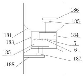 Liquid foundation and preparation method thereof