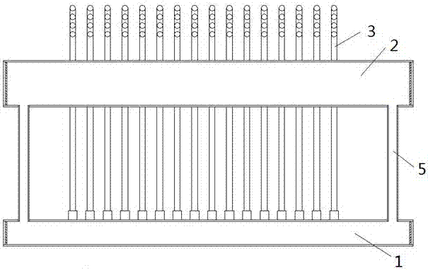 Heat pipe with cross-section-variable upper header pipe